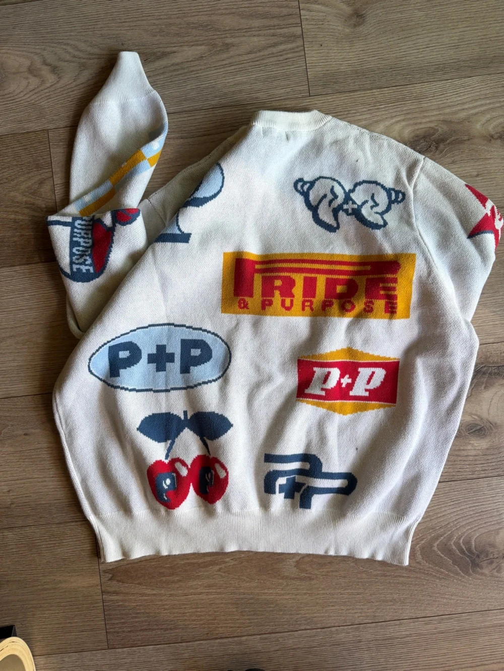 Pp studio pride and purpose Crewneck Sweater in Cream with Multicolor Logos - Picture 5 of 9
